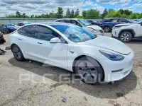 2021 Tesla Model 3 фото