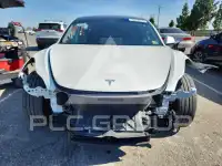 2021 Tesla Model 3 фото