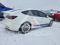 2021 Tesla Model 3 фото