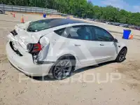 2021 Tesla Model 3 фото