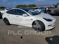 2021 Tesla Model 3 фото