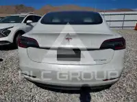 2021 Tesla Model 3 фото