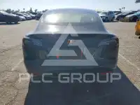 2021 Tesla Model 3 фото