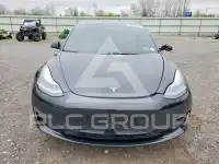 2021 Tesla Model 3 фото