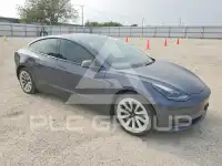 2021 Tesla Model 3 фото