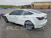 2021 Tesla Model 3 фото