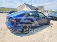 2021 Tesla Model 3 фото
