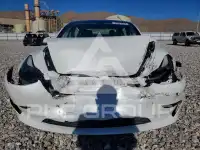 2021 Tesla Model 3 фото