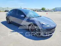 2021 Tesla Model 3 фото