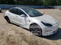2021 Tesla Model 3 фото