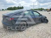 2021 Tesla Model 3 фото
