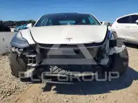 2021 Tesla Model 3 фото