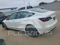 2021 Tesla Model 3 фото