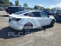 2021 Tesla Model 3 фото