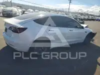 2021 Tesla Model 3 фото