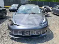 2021 Tesla Model 3 фото