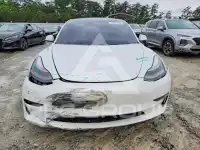2021 Tesla Model 3 photo