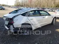 2021 Tesla Model 3 photo