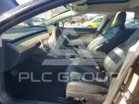 2021 Tesla Model 3 фото
