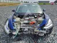 2021 Tesla Model 3 фото