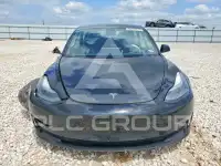 2021 Tesla Model 3 фото