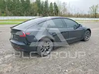 2021 Tesla Model 3 фото