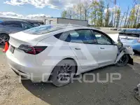 2021 Tesla Model 3 фото