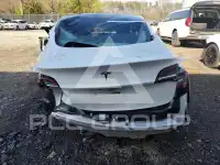 2021 Tesla Model 3 photo