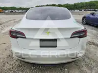 2021 Tesla Model 3 photo