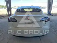 2021 Tesla Model 3 фото