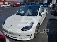2021 Tesla Model 3 фото