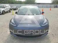 2021 Tesla Model 3 фото