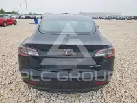 2021 Tesla Model 3 фото