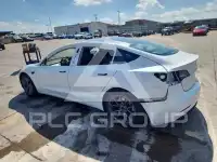 2021 Tesla Model 3 фото