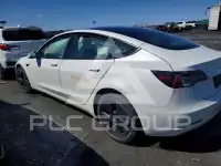 2021 Tesla Model 3 фото