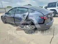 2021 Tesla Model 3 photo
