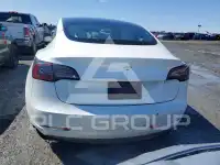 2021 Tesla Model 3 фото