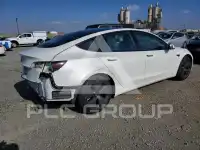 2021 Tesla Model 3 фото