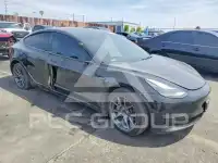 2021 Tesla Model 3 фото