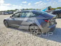2021 Tesla Model 3 фото