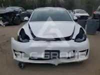 2021 Tesla Model 3 фото