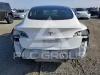 2021 Tesla Model 3 фото