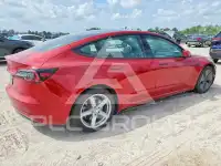 2021 Tesla Model 3 фото