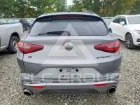 2021 Alfa Romeo Stelvio фото