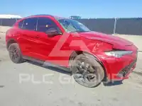 2021 Alfa Romeo Stelvio фото
