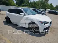 2021 Alfa Romeo Stelvio фото