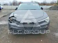 2021 Alfa Romeo Stelvio фото