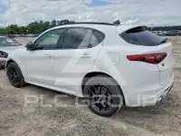 2021 Alfa Romeo Stelvio фото
