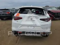 2021 Alfa Romeo Stelvio фото