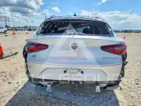 2021 Alfa Romeo Stelvio photo